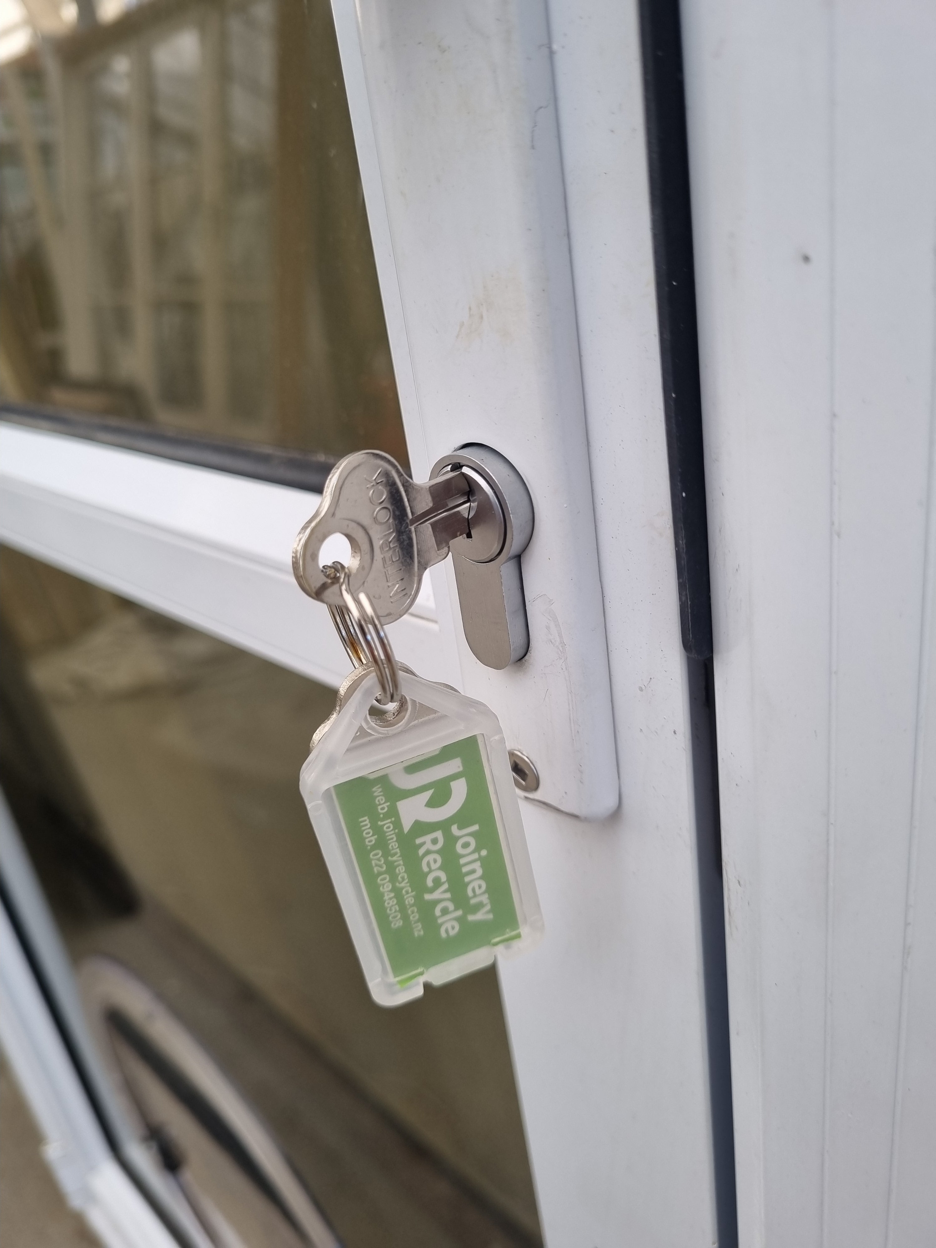 Aluminium & Glass Single Door  890 W x 2000 H  [#5134  SF] Joinery Recycle
