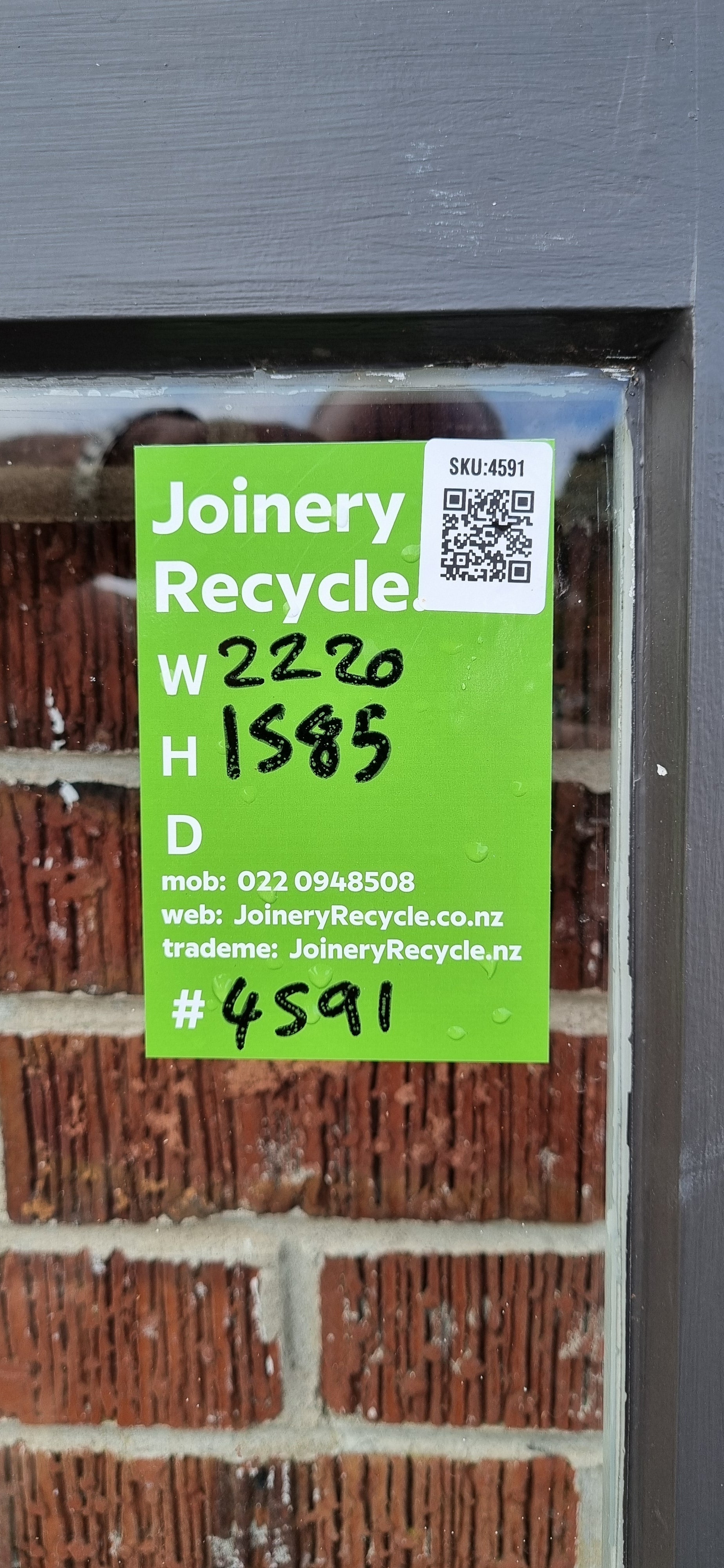 Cedar Wood Colonial Bifold Window  2220 W x 1585 H [#4591 MA] Joinery Recycle