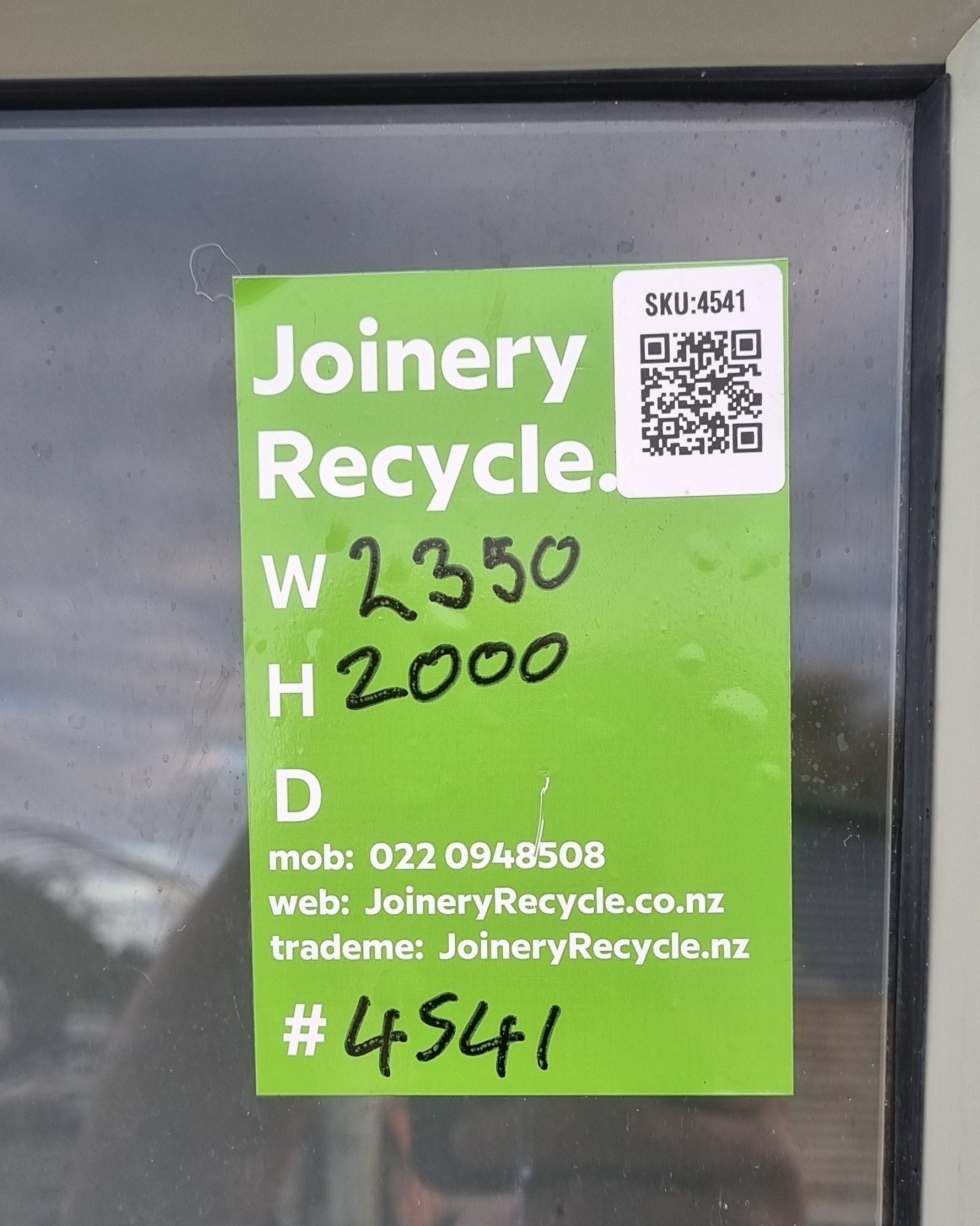 Aluminium Bifold Door  Green 2350 W x 2000 H [#4541 SF] Joinery Recycle