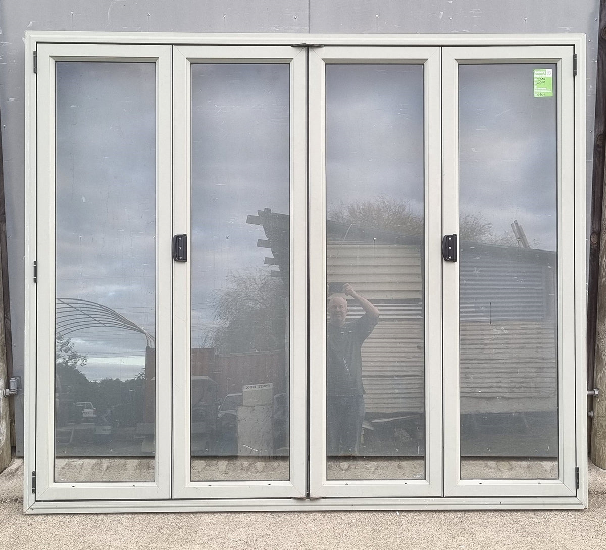 Aluminium Bifold Door  Green 2350 W x 2000 H [#4541 SF] Joinery Recycle