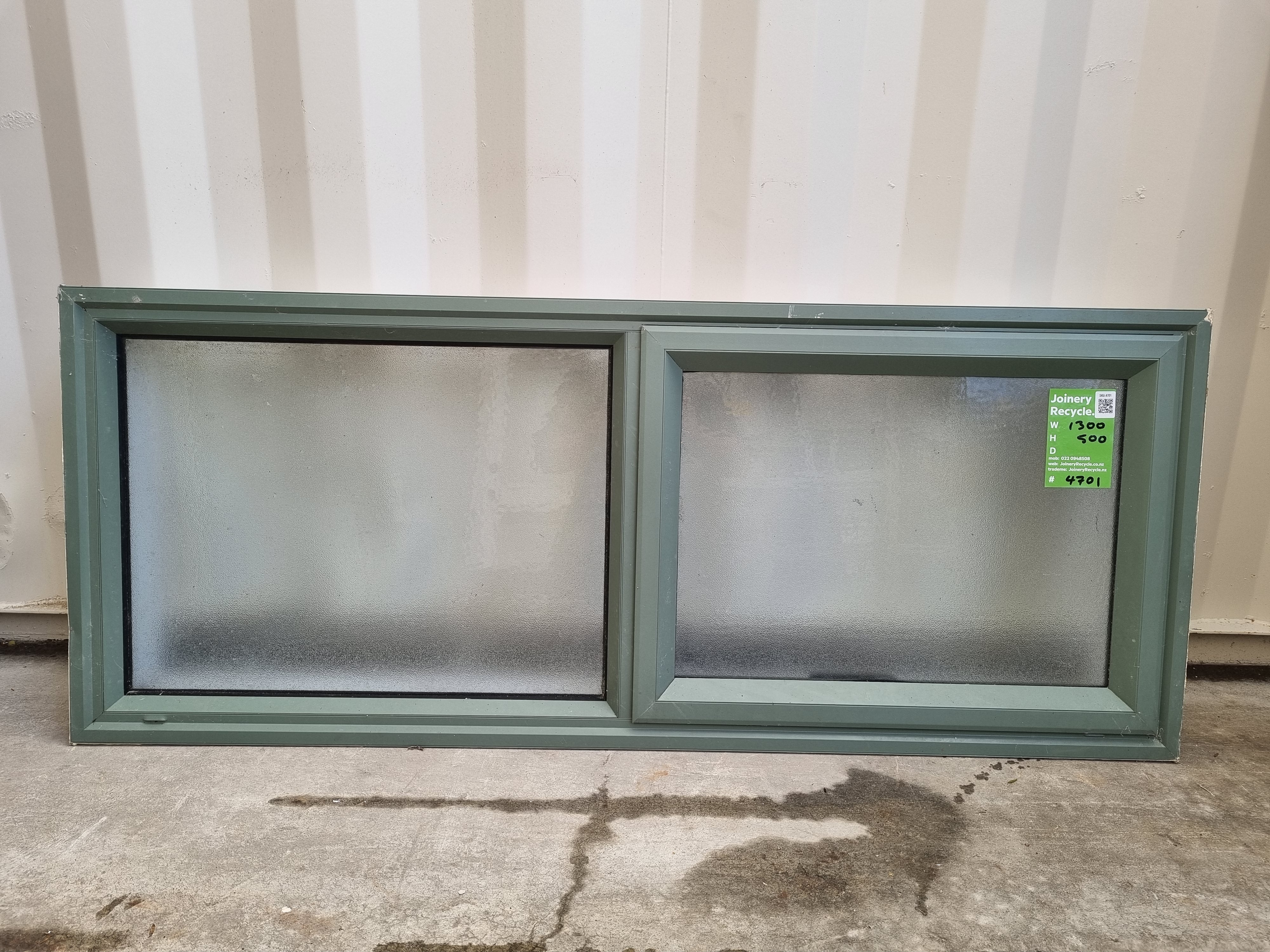 Aluminium BATHROOM Window   1300 W  x 500 H  [#4701] Joinery Recycle