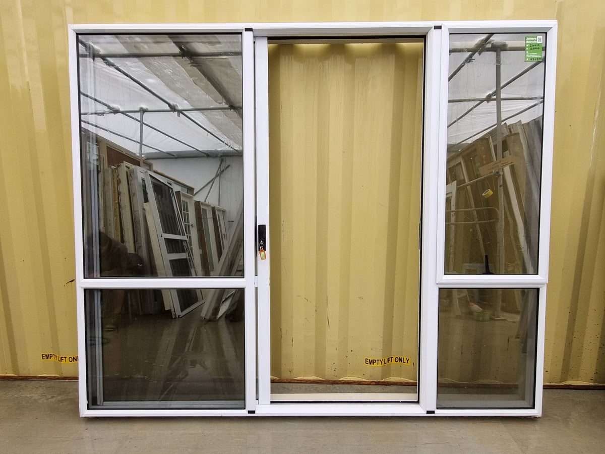 RANCH SLIDER white 2400  W x 2000 H [# 4719 SF] Joinery Recycle