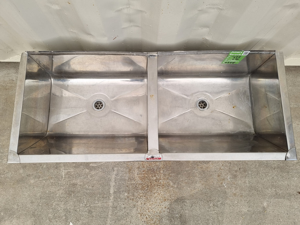 Double Sink 1100 W  x 300 H [#4738  SF] Joinery Recycle