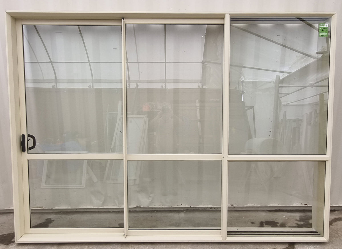 RANCH SLIDER - Cream / Offwhite  3010 W x 2150 H [#4775 SF] Joinery Recycle