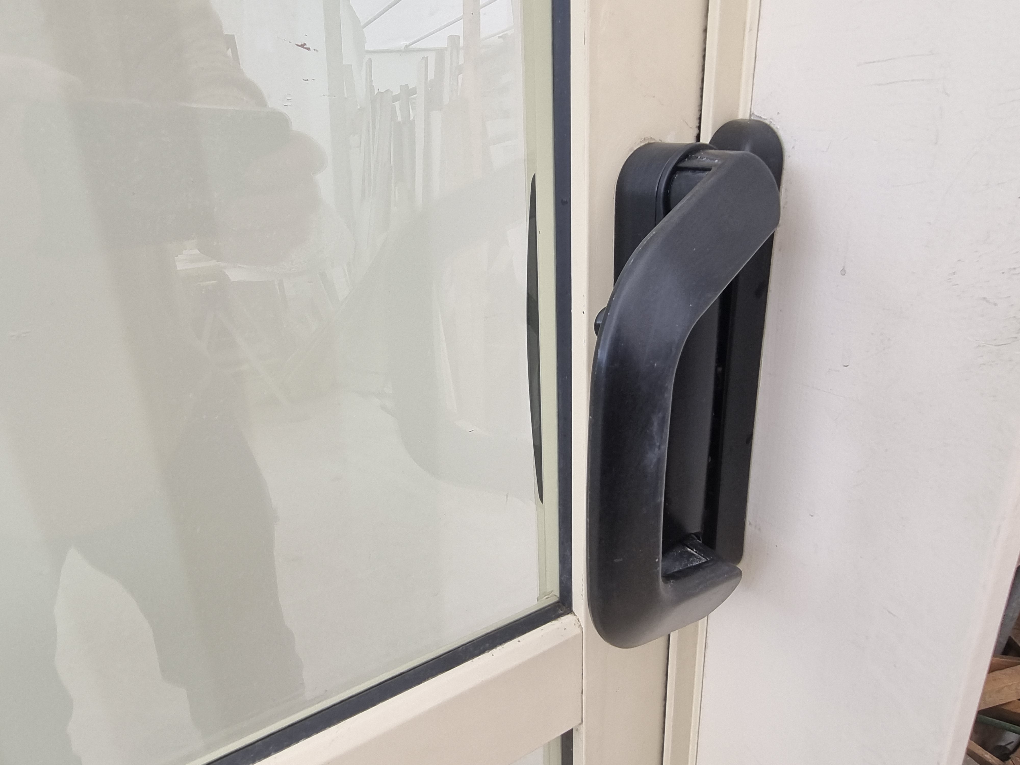 RANCH SLIDER - Cream / Offwhite  3010 W x 2150 H [#4775 SF] Joinery Recycle