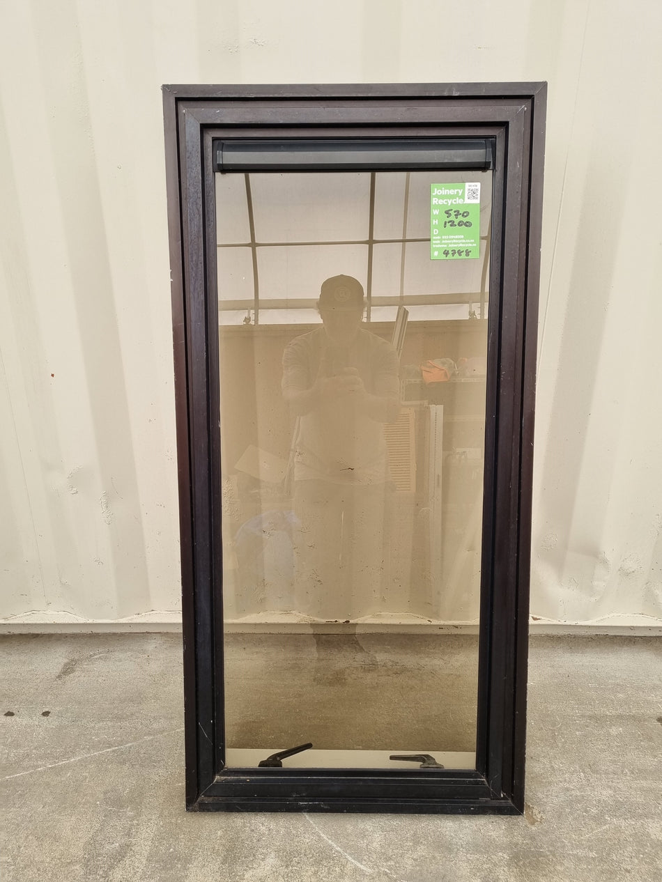 Aluminium Window With Air Vent - Brown 570 W  x 1200 H [#4788 SF]