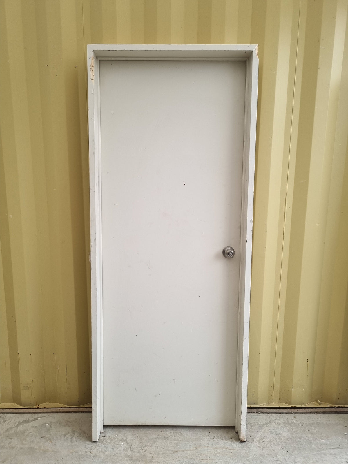 Internal Hollow Core Door   825 W  x  2040 H  [#4896 SF] Joinery Recycle