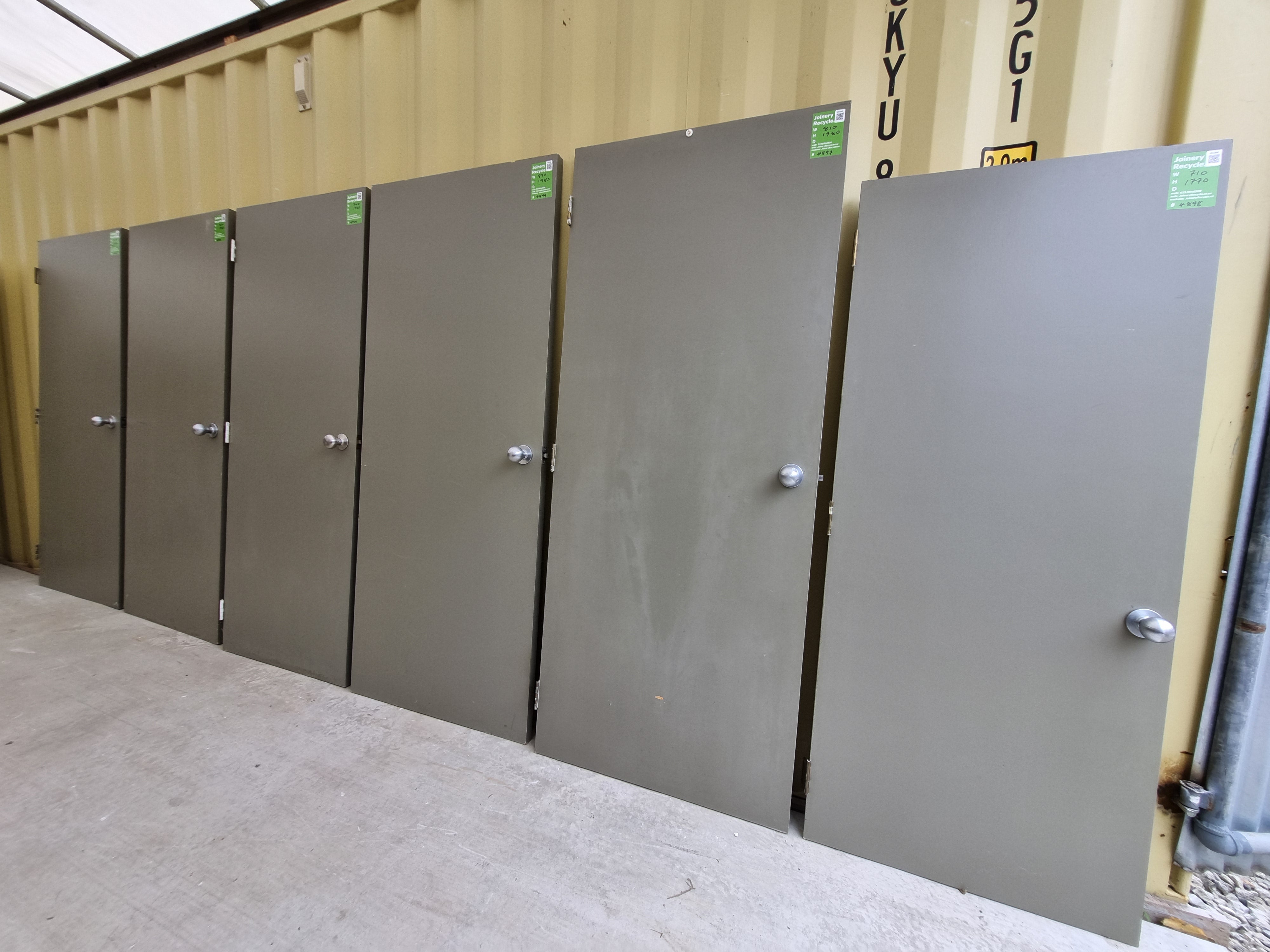 Internal Hollow Core Door  810  W  x  1980 H  [#4901 SF] Joinery Recycle