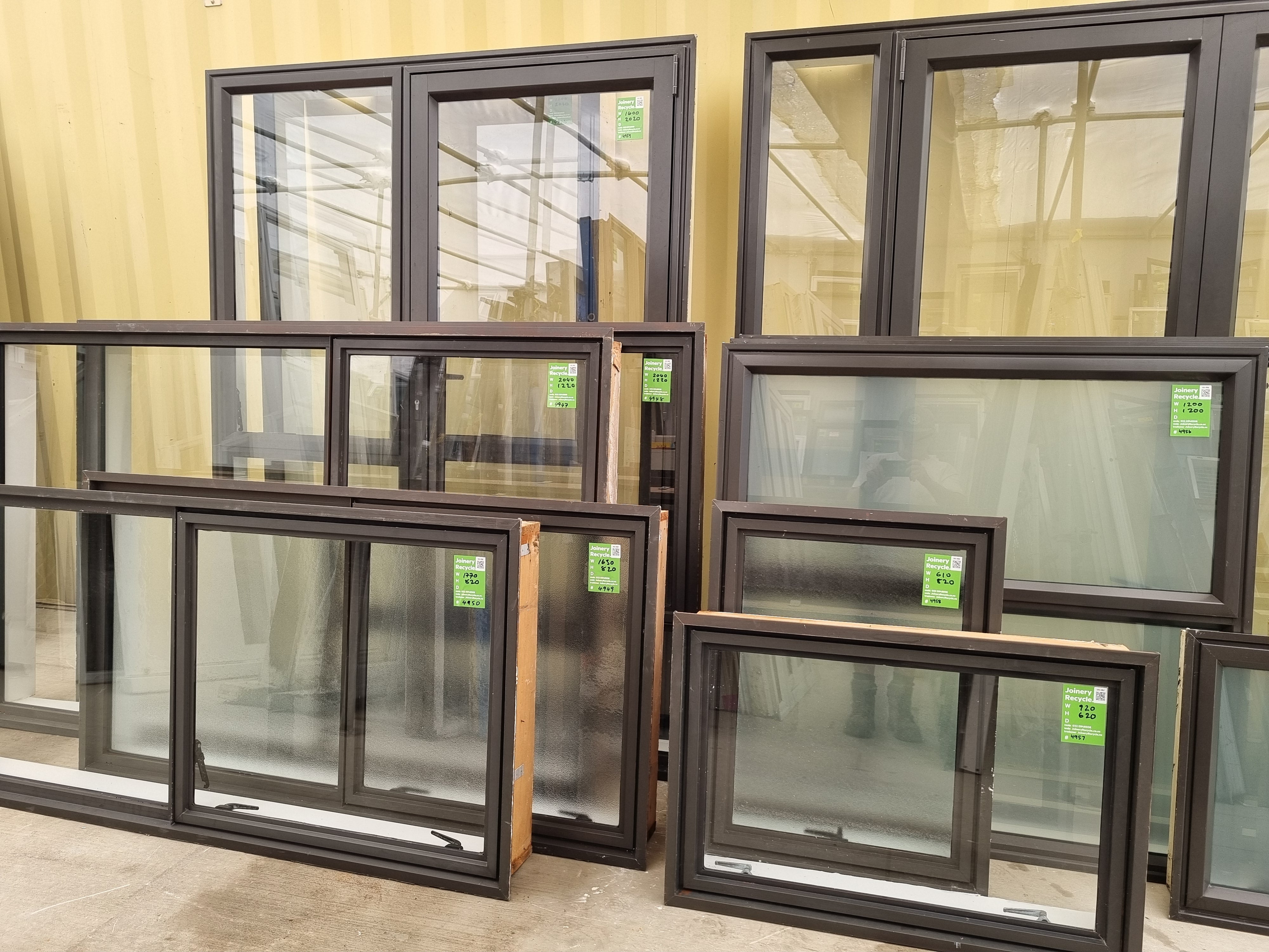 HOUSE LOT ALUMINIUM JOINERY - Brown [#BLK0056] Joinery Recycle