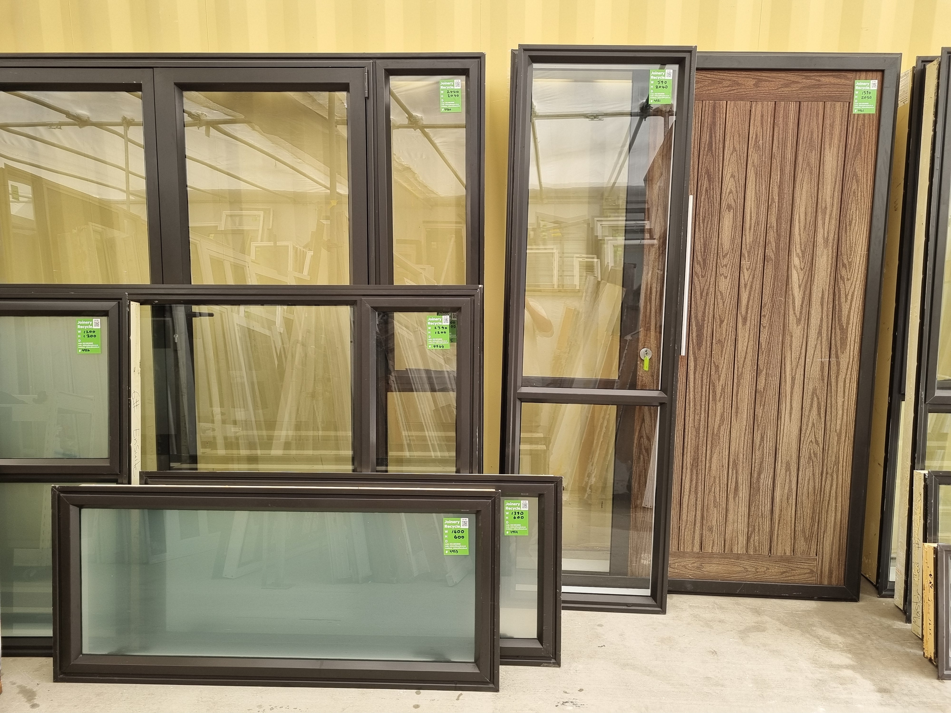 HOUSE LOT ALUMINIUM JOINERY - Brown [#BLK0056] Joinery Recycle