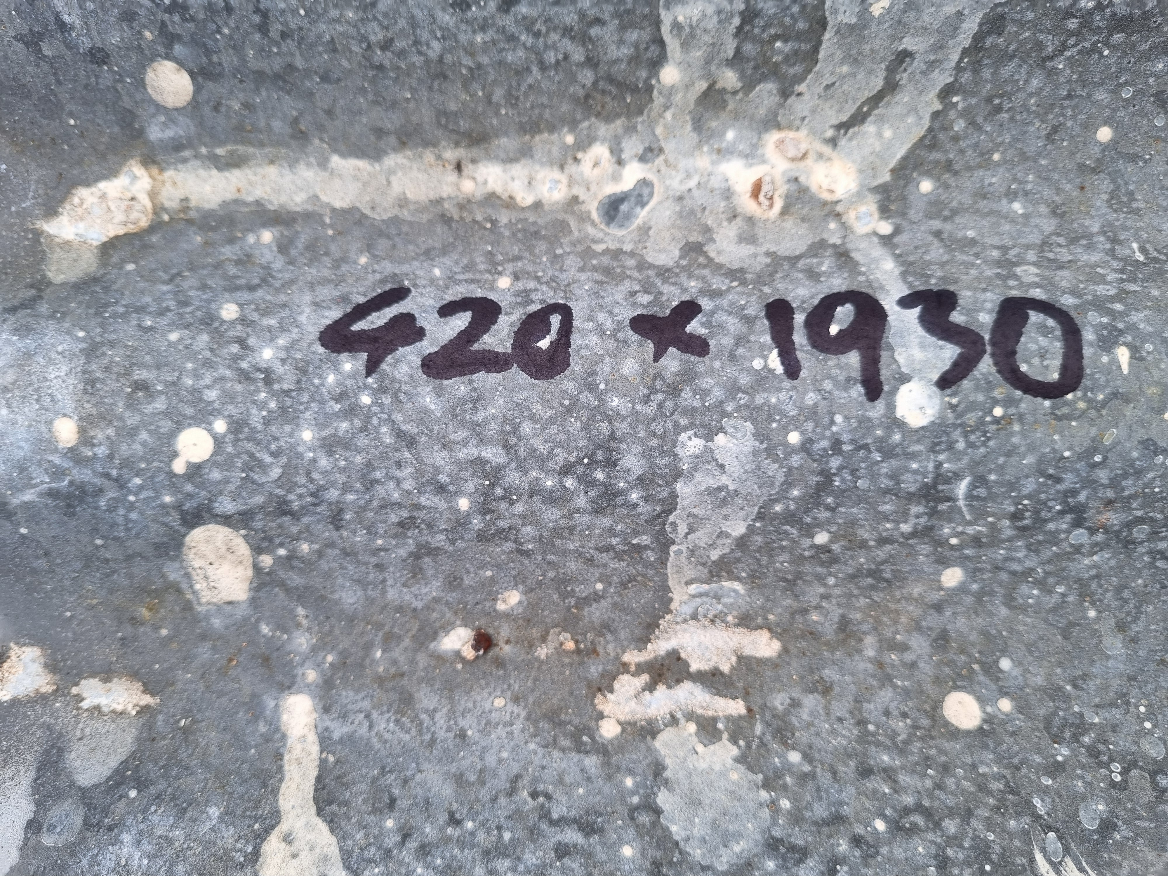 Bull Nose Corrugated Roofing Iron Villa Style 420 W x 1930 L