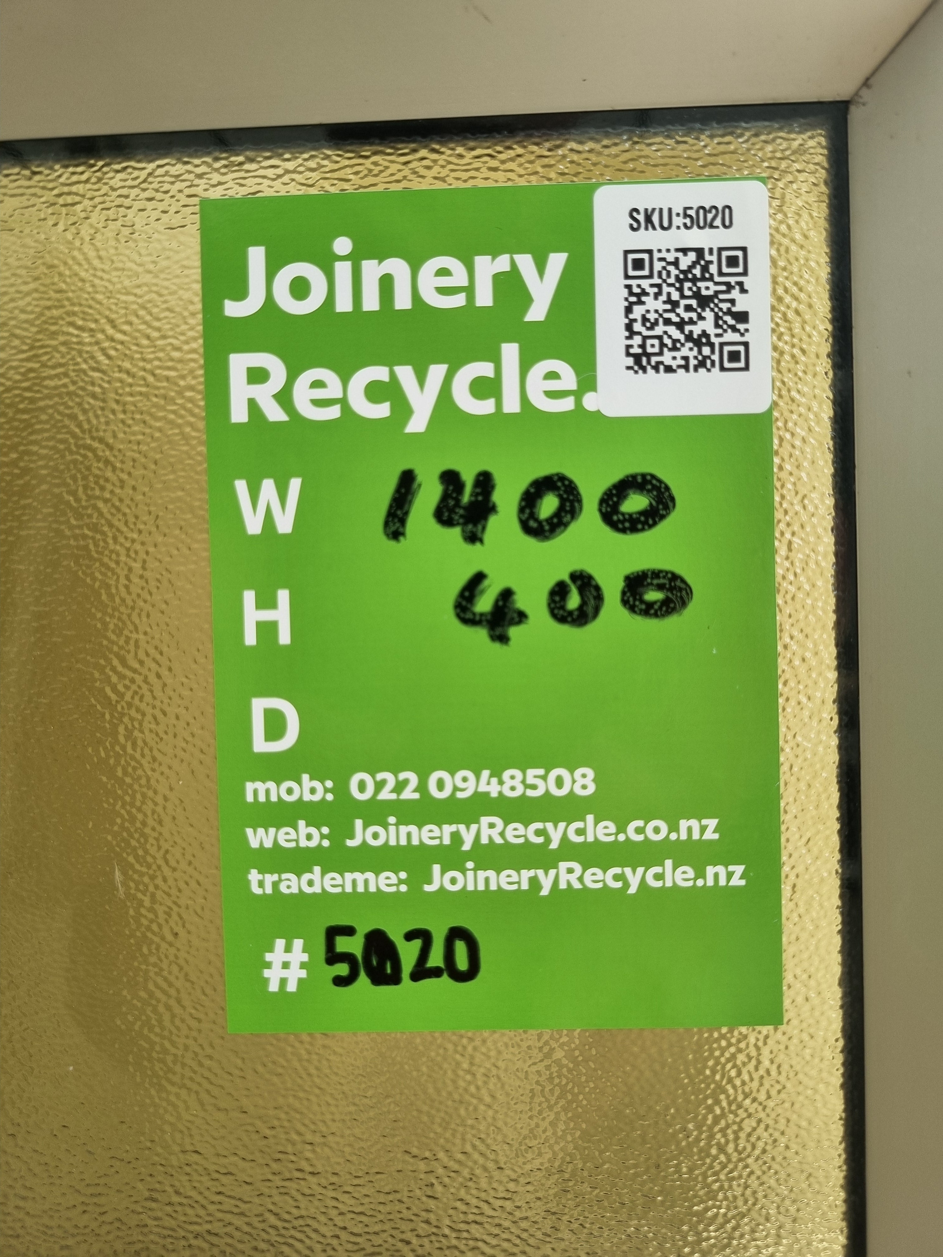 Aluminium Window Silver   1400 W  x 400 H [#5020] Joinery Recycle