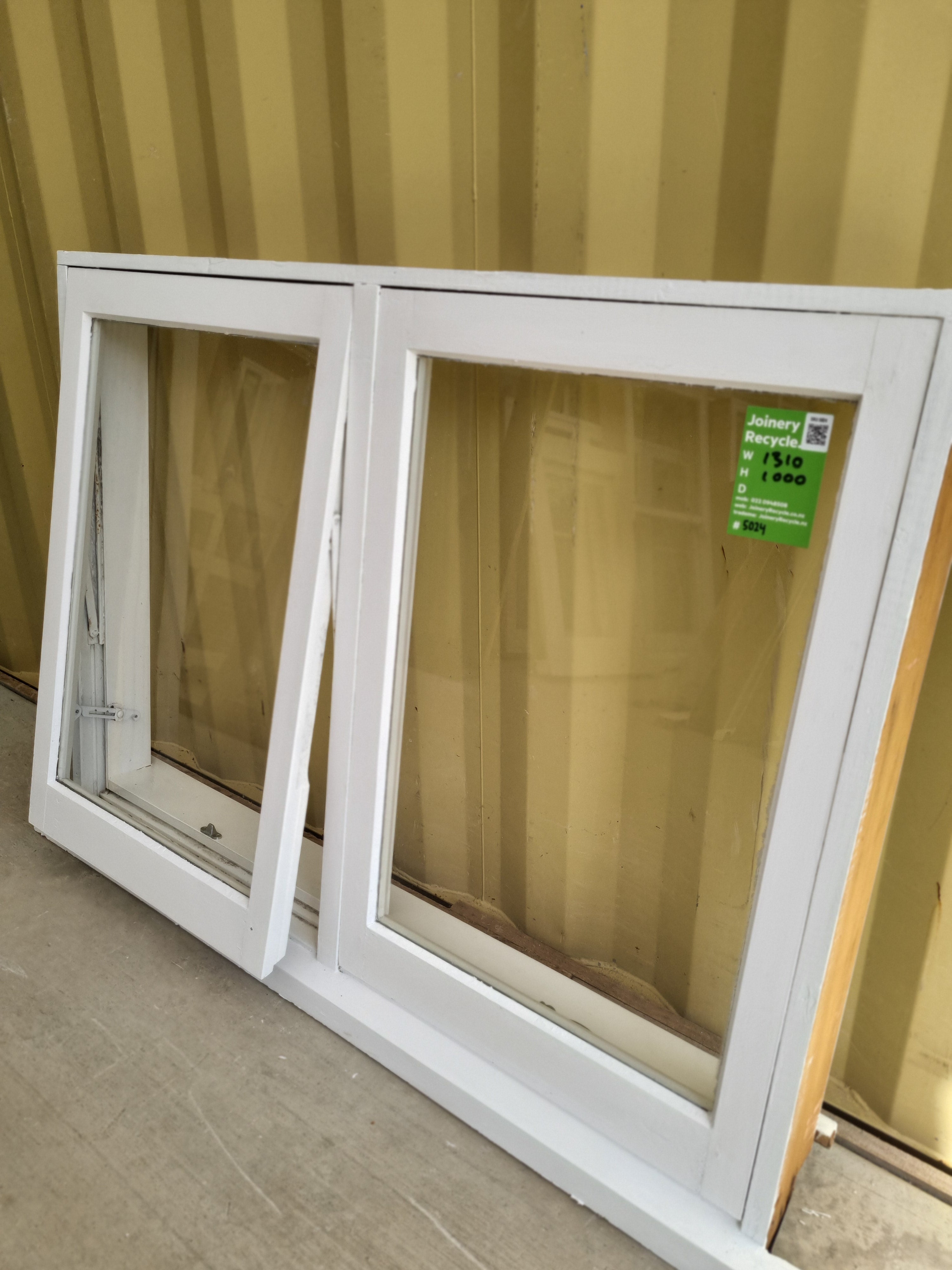 Wooden Window 1310 W x 1000 H [#5024] Joinery Recycle