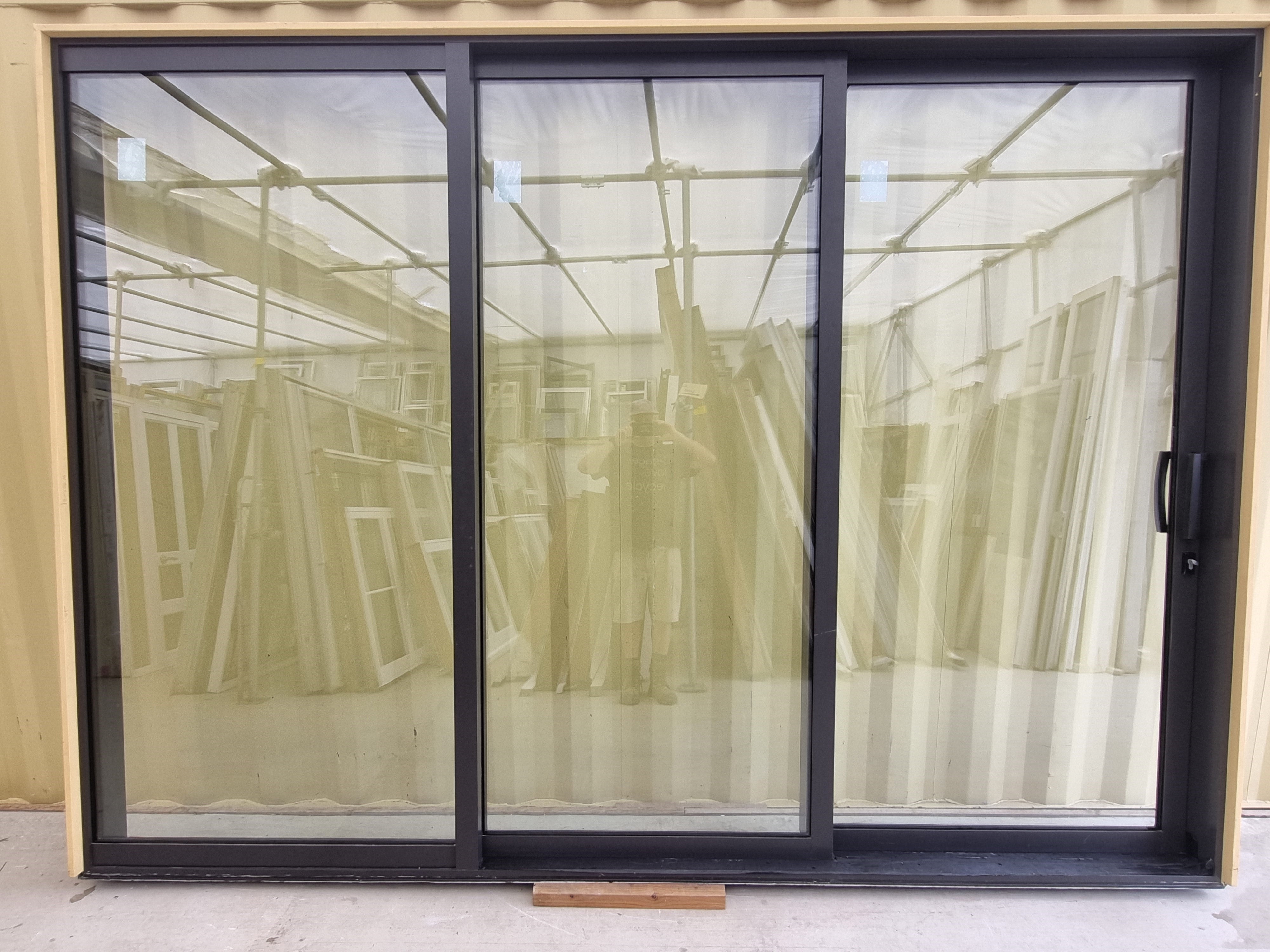 DOUBLE GLAZED STACKER Ranch Slider Ironsand 3380 W x 2450 H [#5029 SF] Joinery Recycle