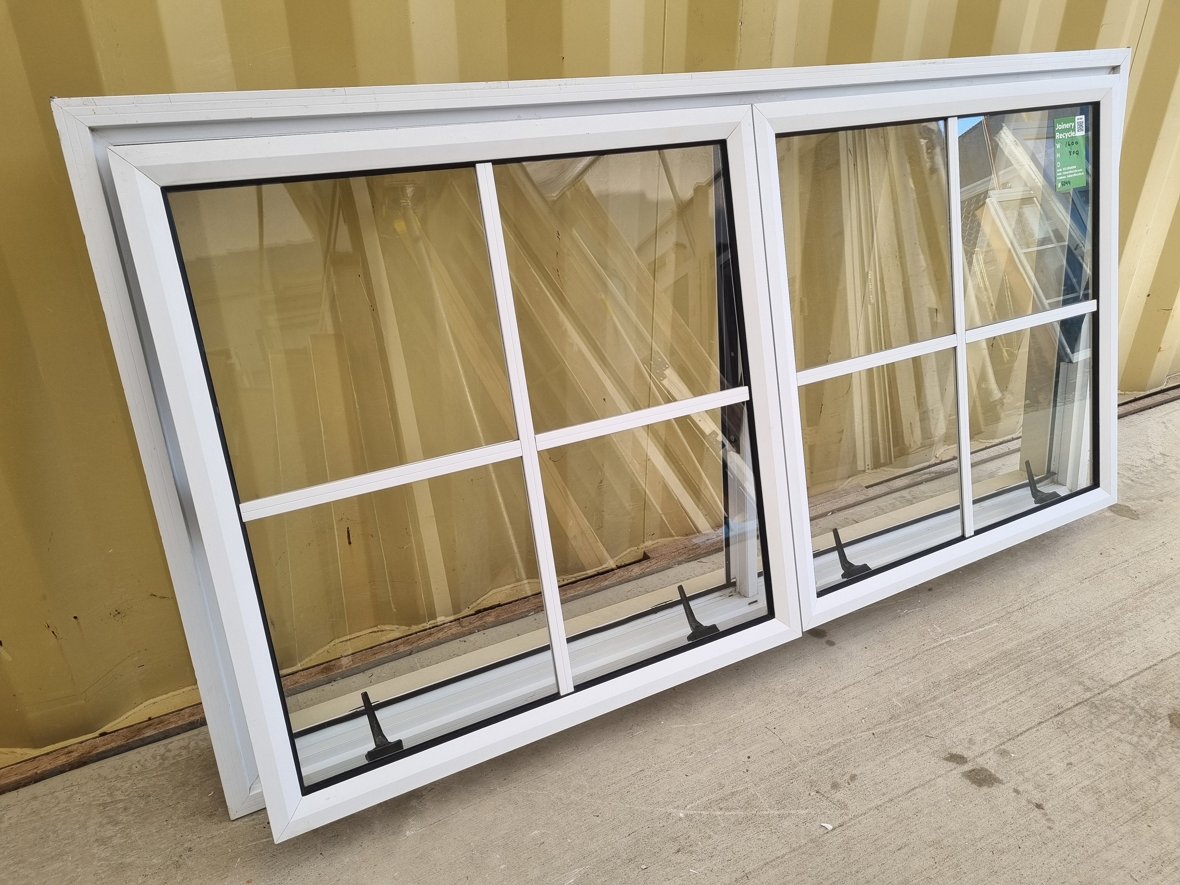 Colonial Aluminium Window White   1600 W  x 800 H  [#5044] Joinery Recycle