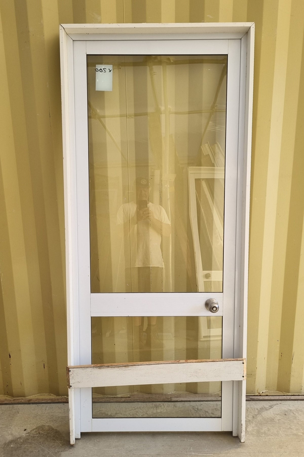 Aluminium & Glass Single Door 880 W x 2000 H  [#5053 SF] Joinery Recycle