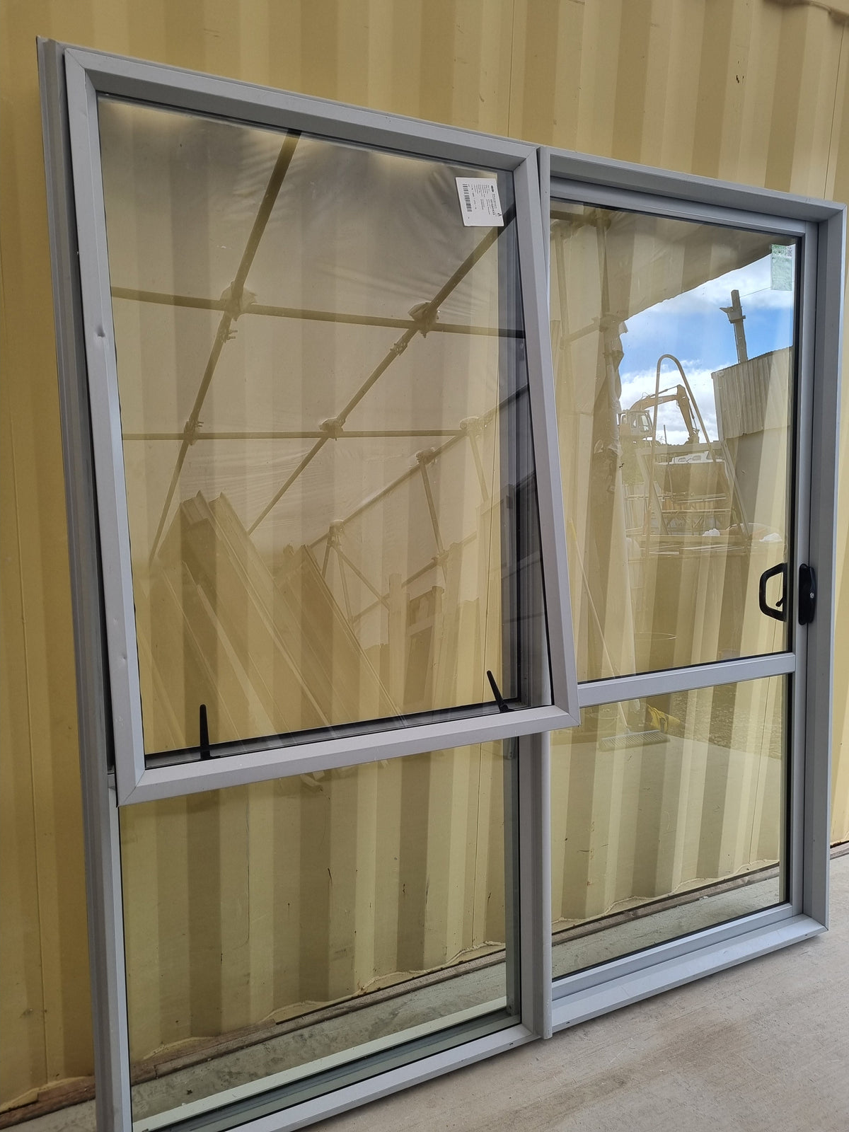 RANCH SLIDER Silver 2000  W x 2070 H [#5059 SF] Joinery Recycle
