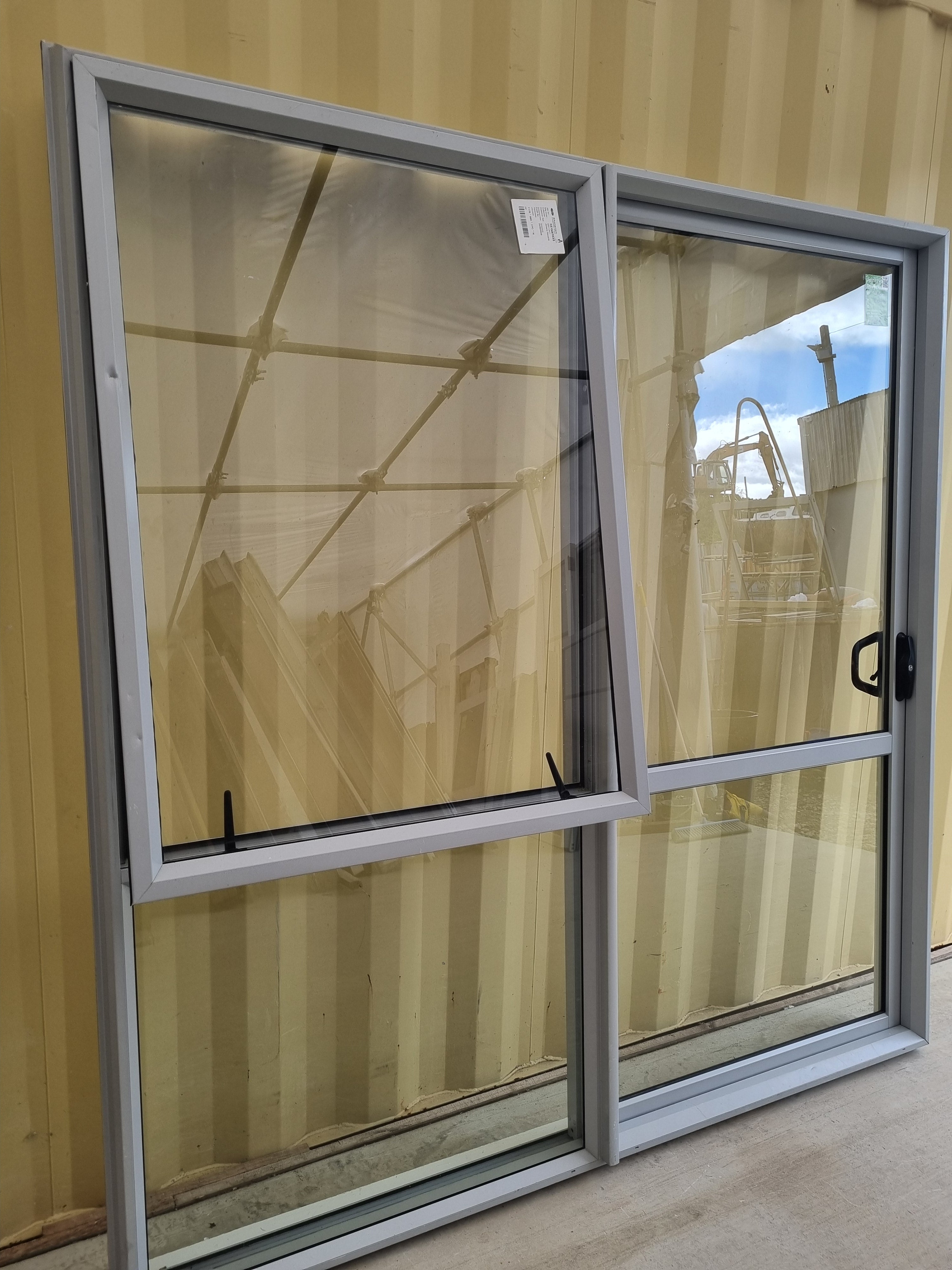 RANCH SLIDER Silver 2000  W x 2070 H [#5059 SF] Joinery Recycle
