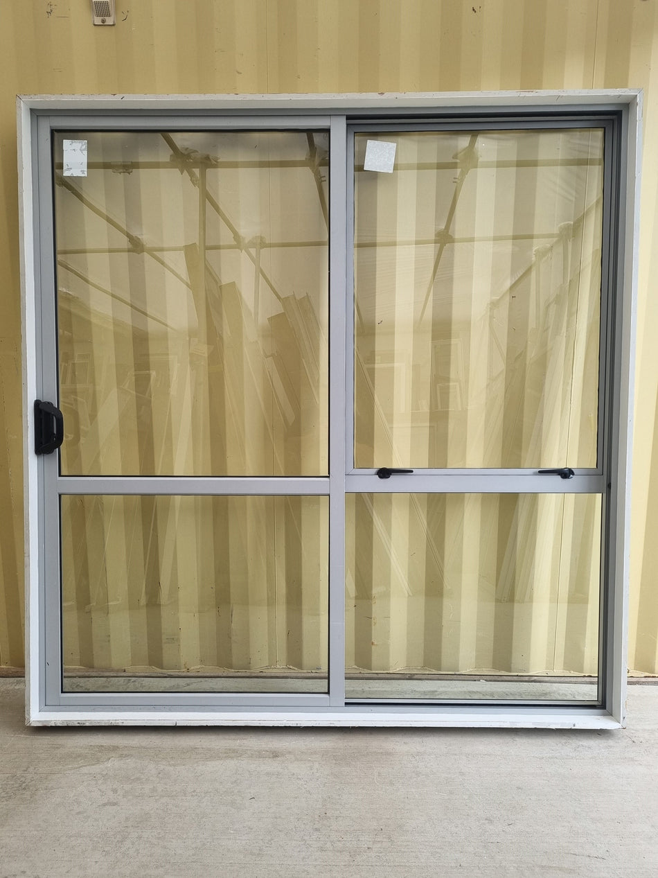 RANCH SLIDER Silver 2000  W x 2070 H [#5059 SF] Joinery Recycle