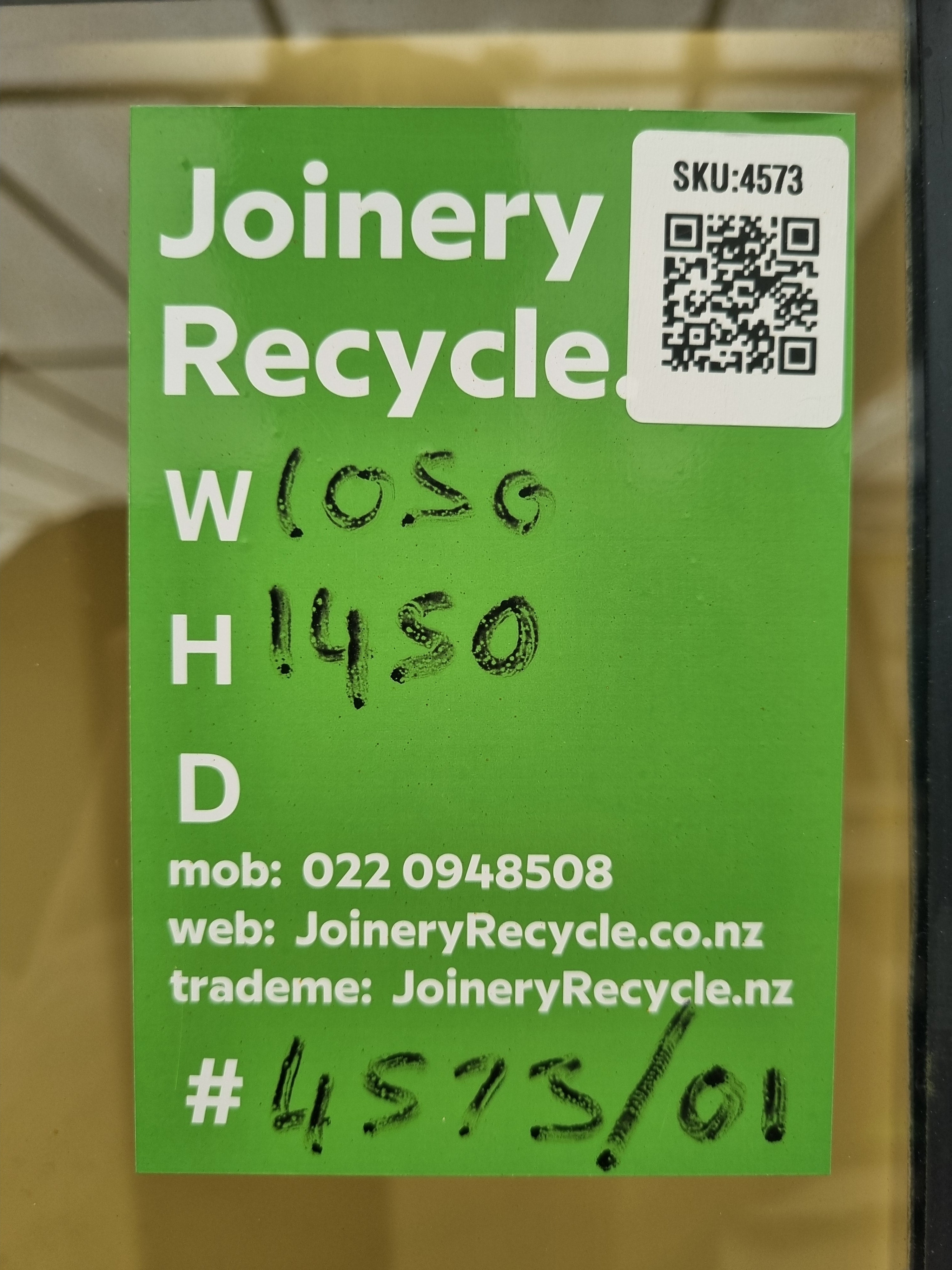 Aluminium Window White  1050 W  x  1450 H  [#4573/01 ] Joinery Recycle