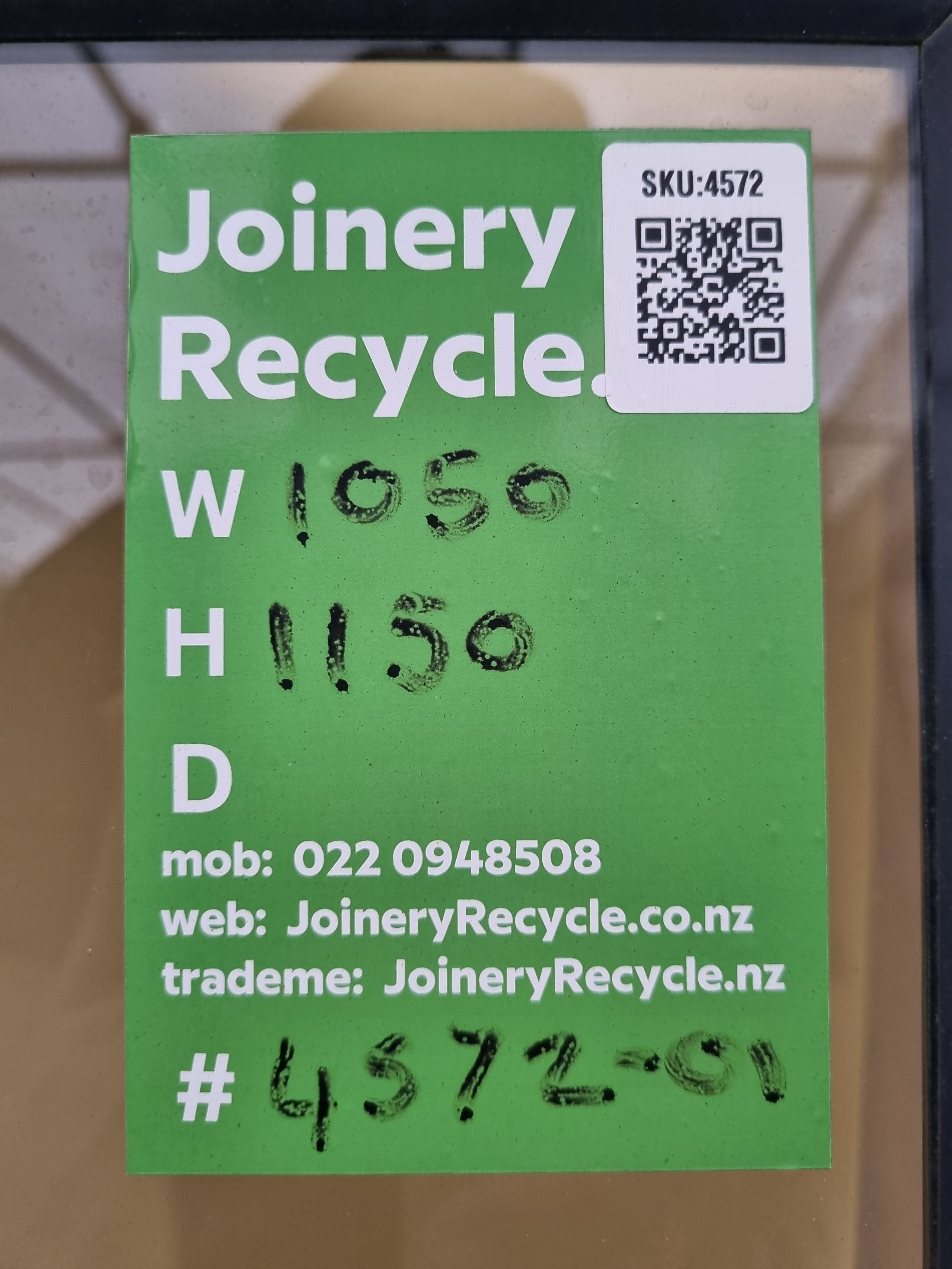 Aluminium Window White   1050 W  x  1150 H  [#4572-01] Joinery Recycle