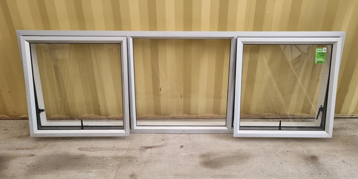 Aluminium Window Silver 2390 W  x  790 H  [#5154] Joinery Recycle