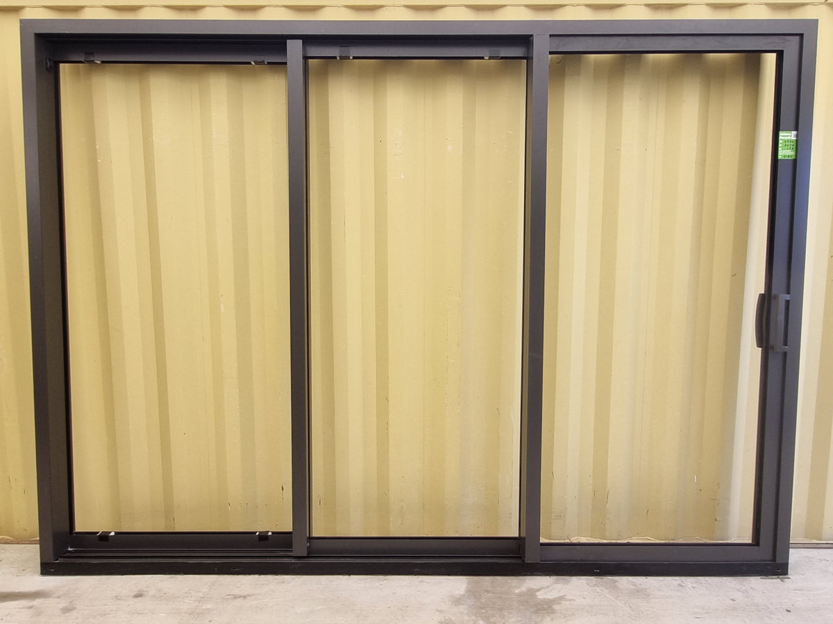 UNGLAZED STACKER Ranch Slider Ironsand 3380 W x 2430 H [#5182 SF] Joinery Recycle