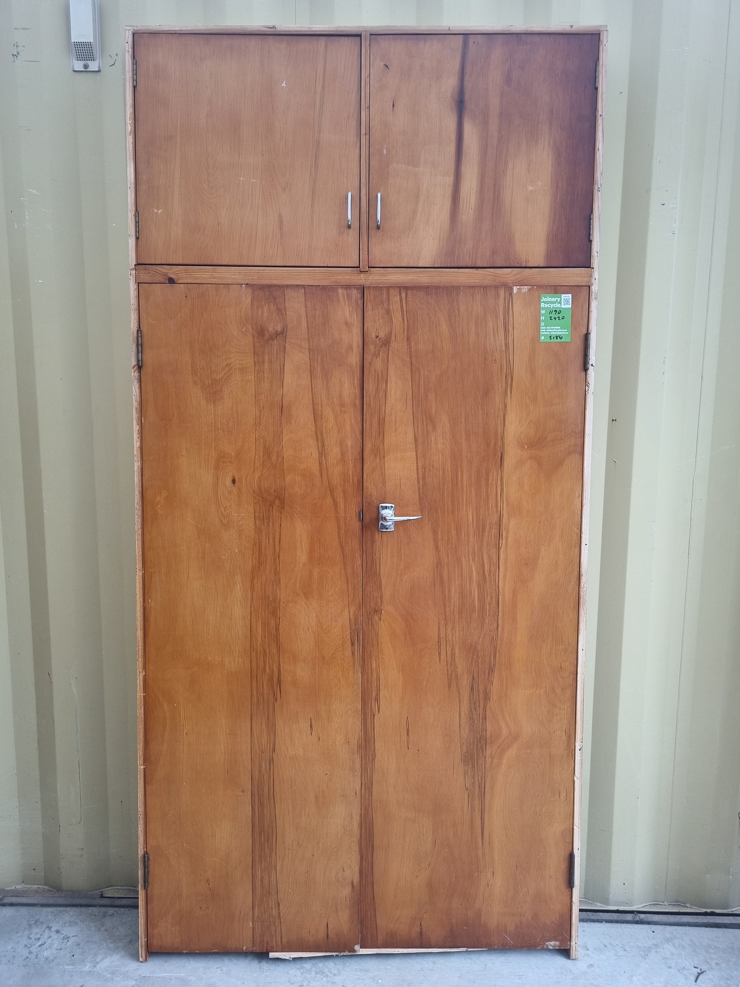 Wardrobe Doors - RIMU Veneer - 1190 W  x 2420 H [#5184  SF] Joinery Recycle
