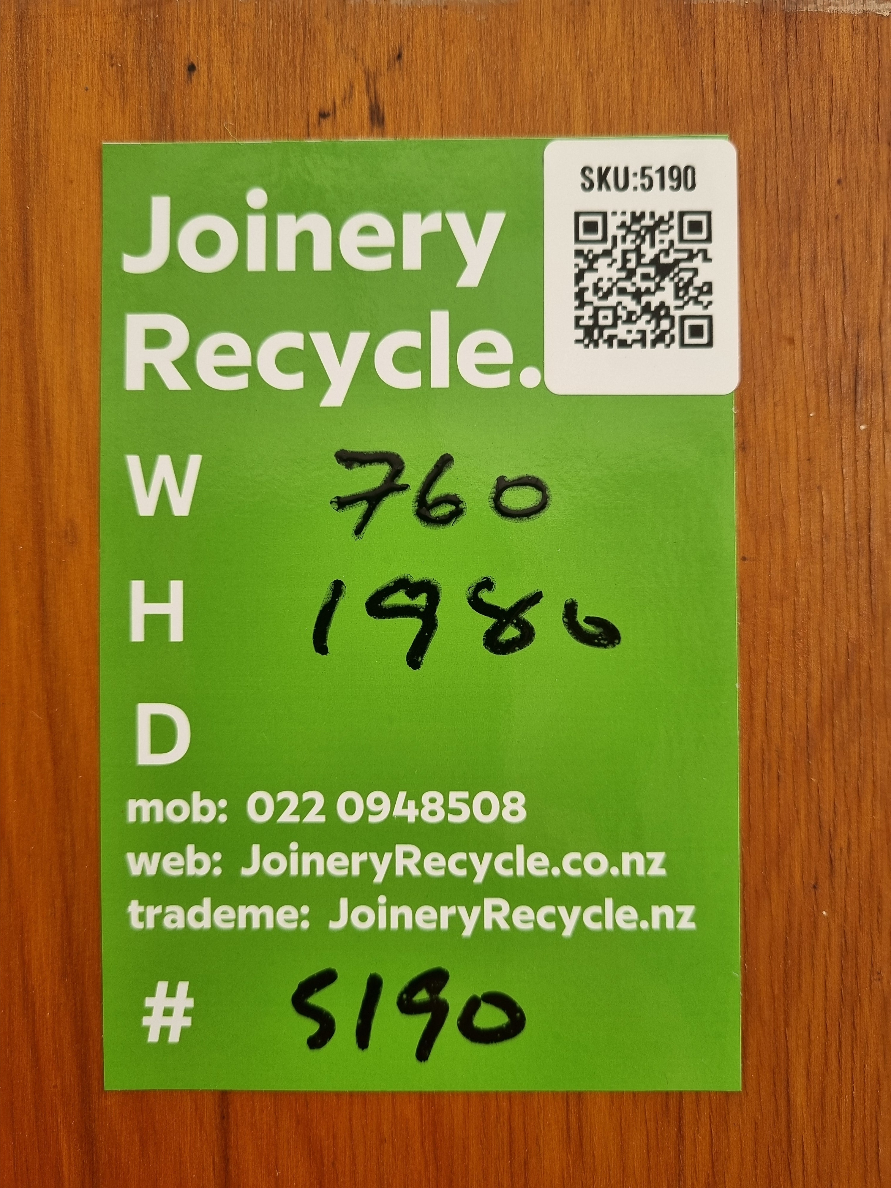 Internal Sliding Door - RIMU Veneer -  760 W  x  1980 H [#5190 SF] Joinery Recycle