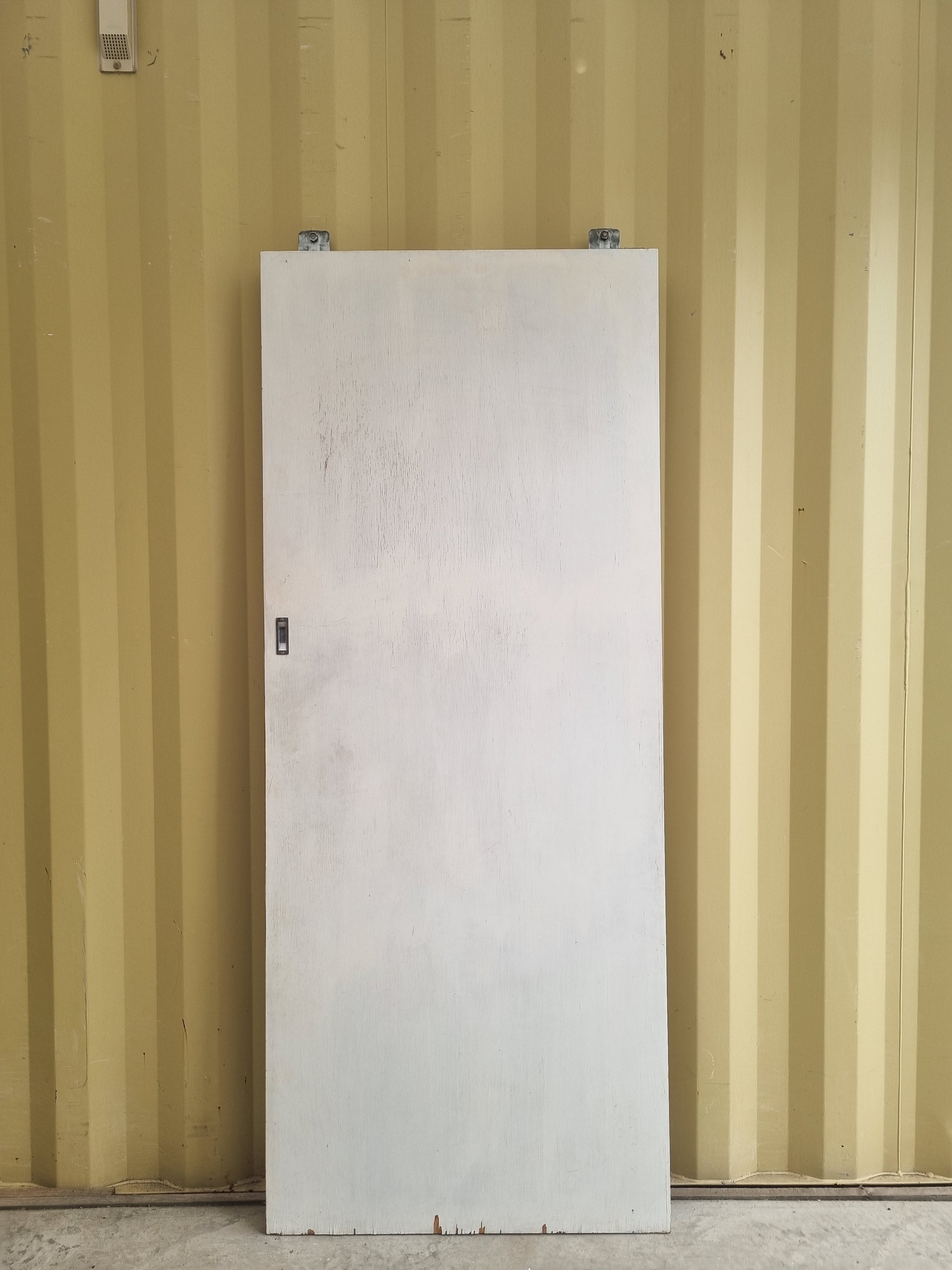 Internal Sliding Door - RIMU Veneer -  810 W  x  1980 H [#5191 SF] Joinery Recycle