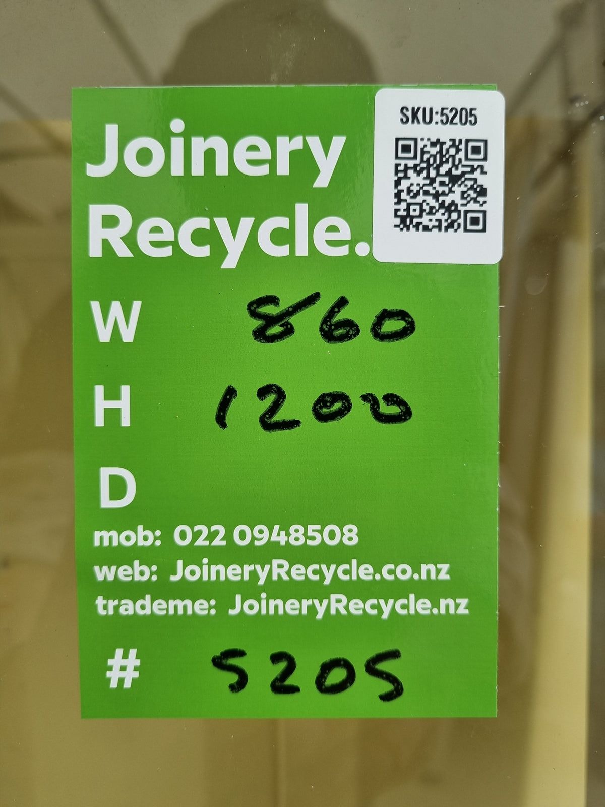 Aluminium Window Green  860 W  x 1200 H [#5205 SF] Joinery Recycle