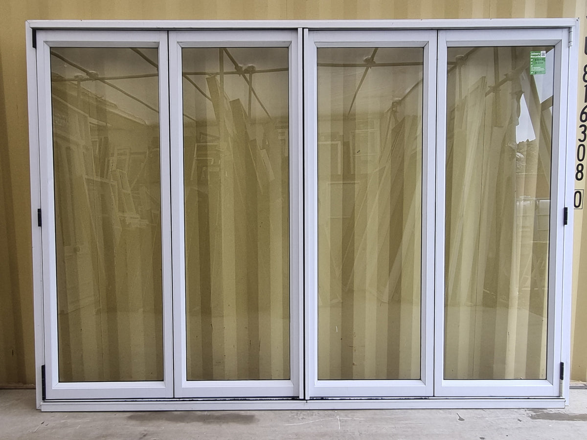 Aluminium Bifold Door White 2800 W x 2000 H [#5215 SF] Joinery Recycle