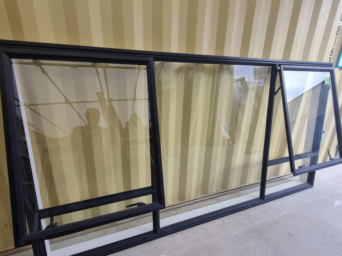 Aluminium Window Black  2760 W  x 1400 H [#5242 SF] Joinery Recycle