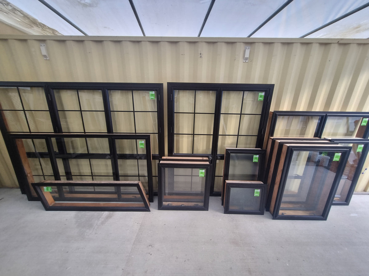 HOUSE LOT ALUMINIUM JOINERY BROWN [#BLK0059 SF] Joinery Recycle