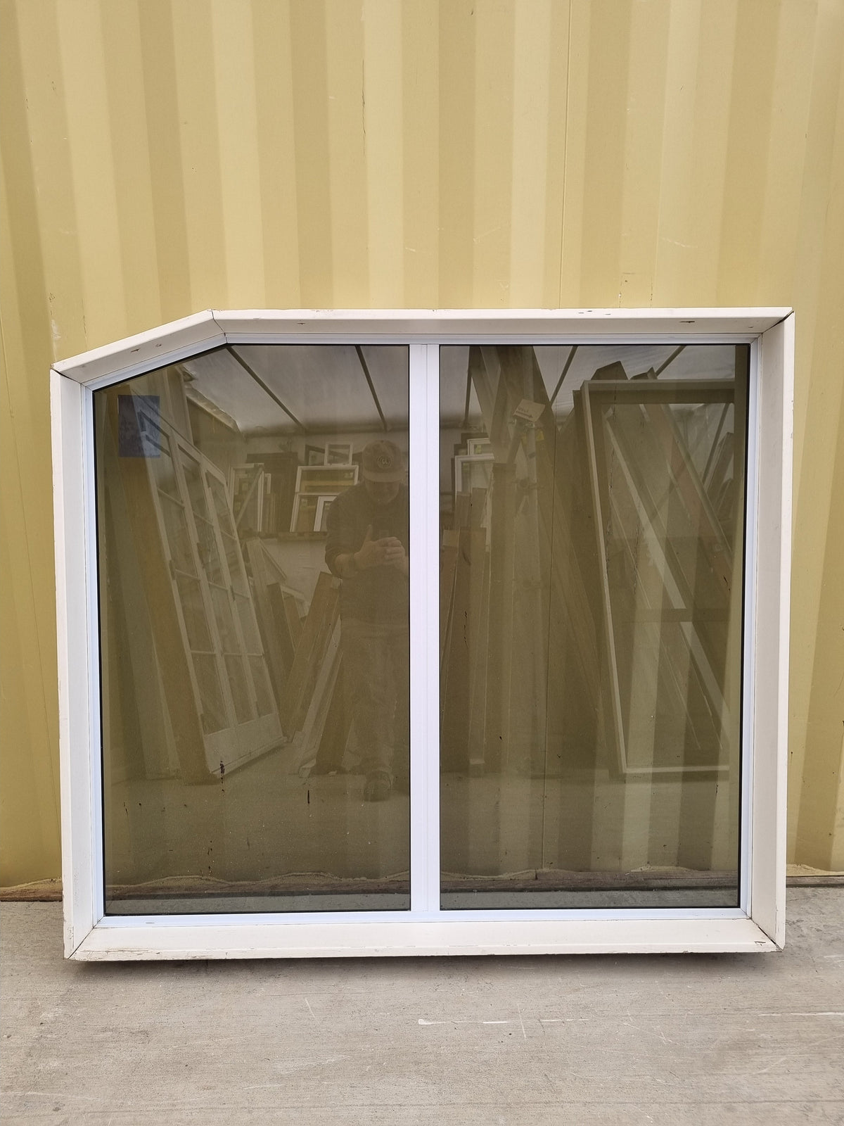 Aluminium Window White   1350 W  x  1200 H  [#5266 SF] Joinery Recycle