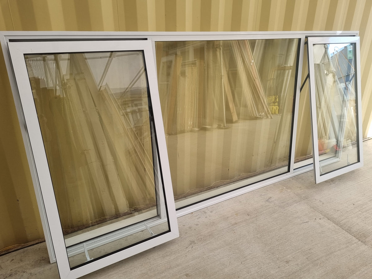 Aluminium Window White  2840 W  x 1270 H  [#5273 SF] Joinery Recycle