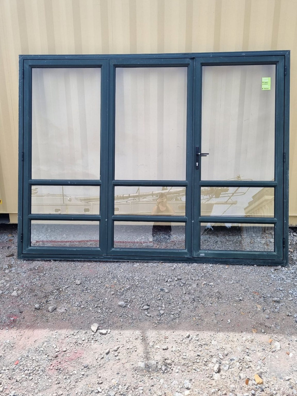 Bifold Doors with Exterior Opening Single Door 2600 W x 2000 H [#4050] Joinery Recycle