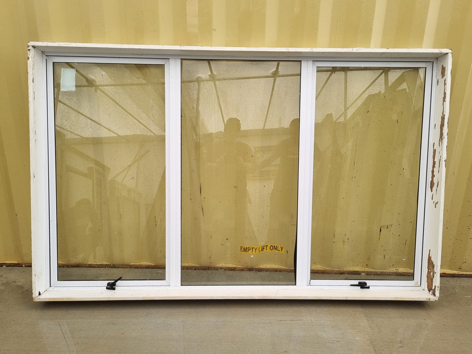 Aluminium Window White 2090 W  x  1300 H [#4368a SF]