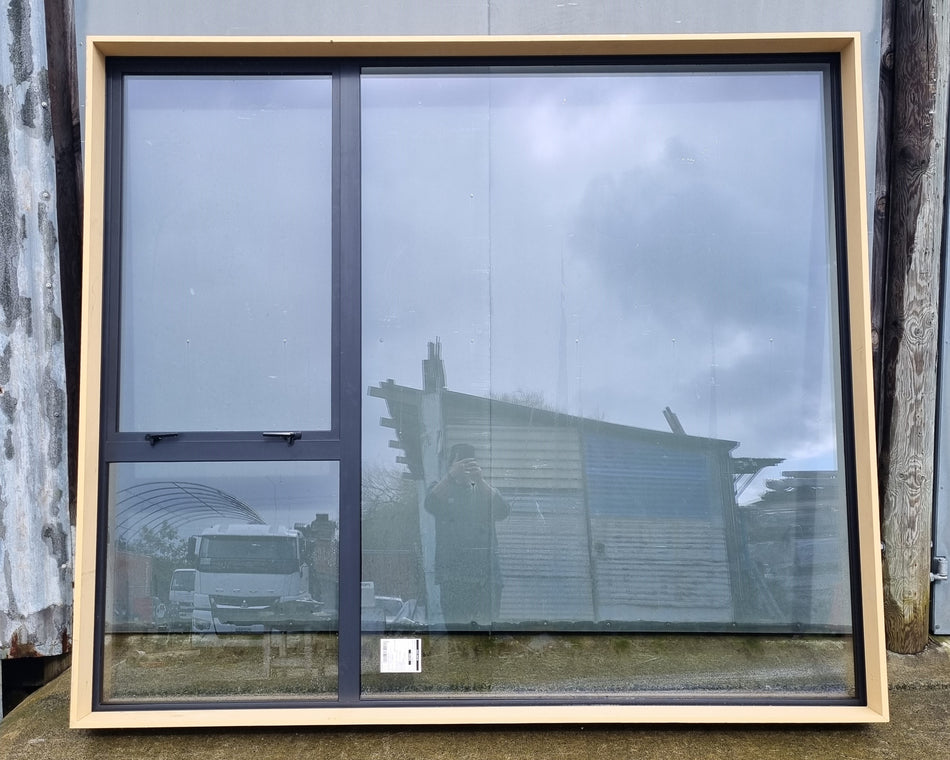 Double Glazed Aluminium Window    2400 W  x 2080  H  [#4374 SF] Joinery Recycle