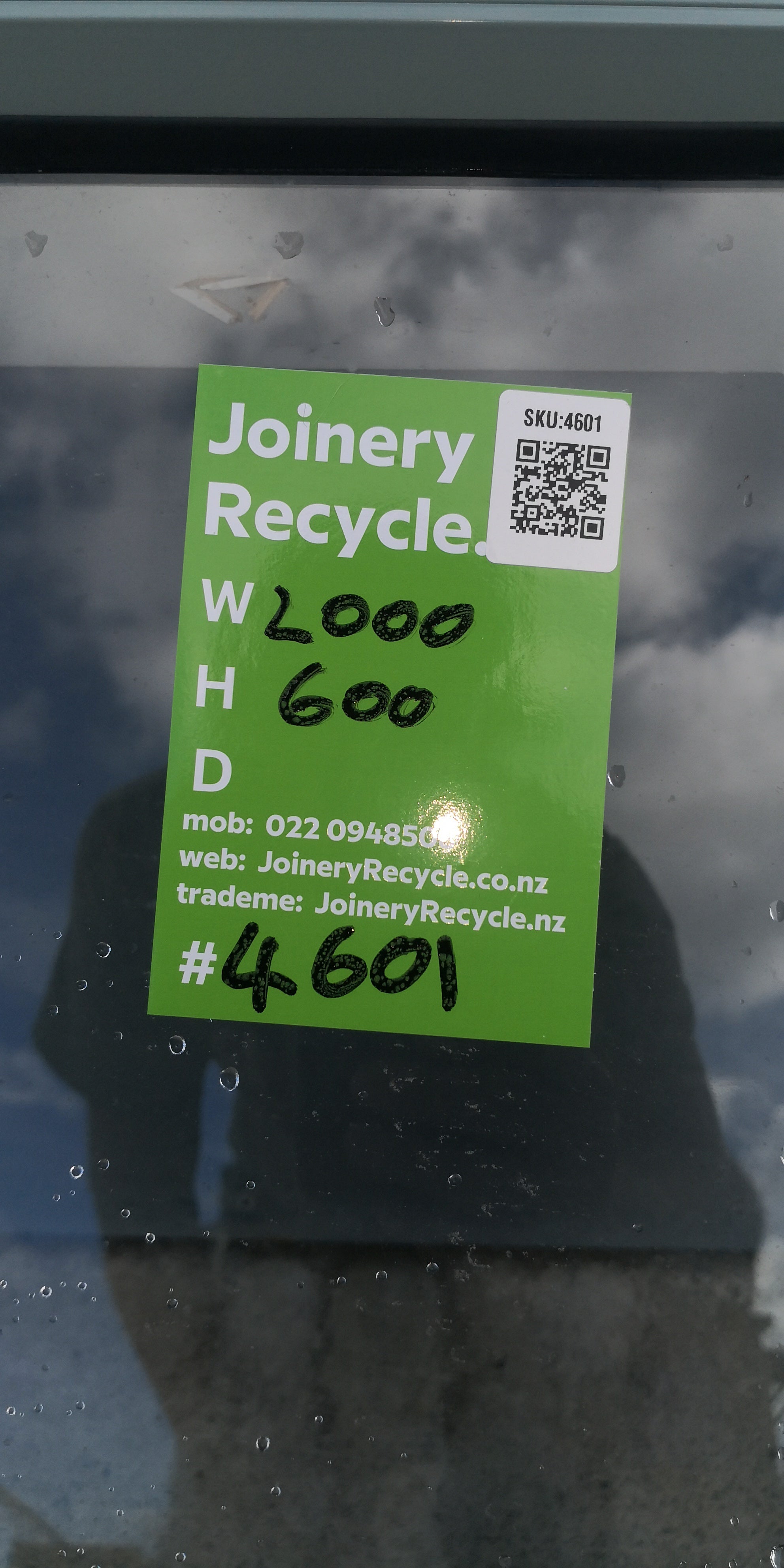 Aluminium Window Green  2000 W  x  600 H  [#4601 SF] Joinery Recycle