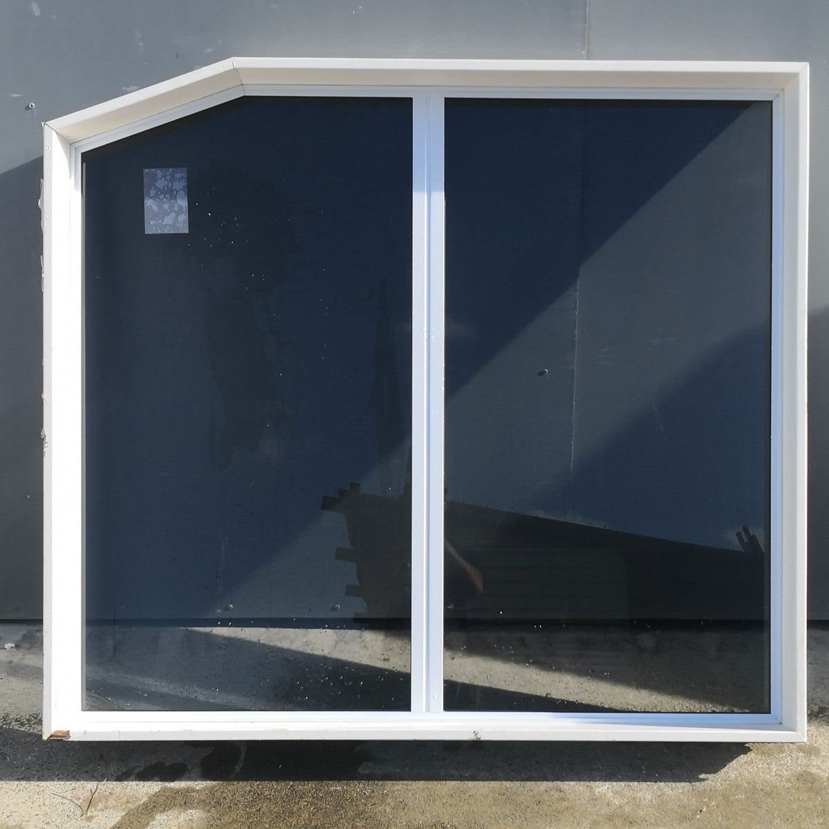 Aluminium Window White   1340 W  x  1200 H  [#4632 SF] Joinery Recycle