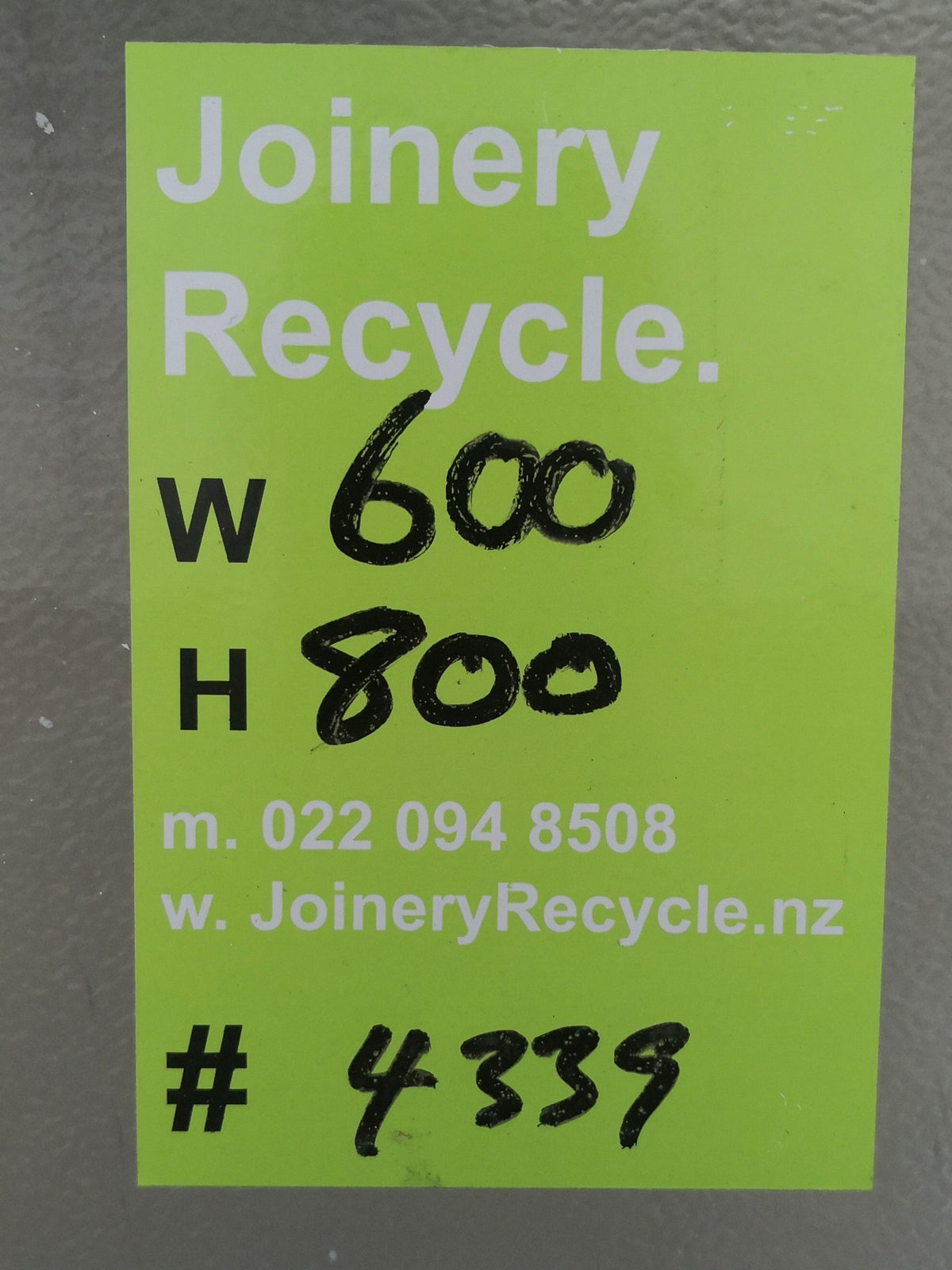 BATHROOM / TOILET Window Off White 600  W  x 800 H [#4339  SF] Joinery Recycle