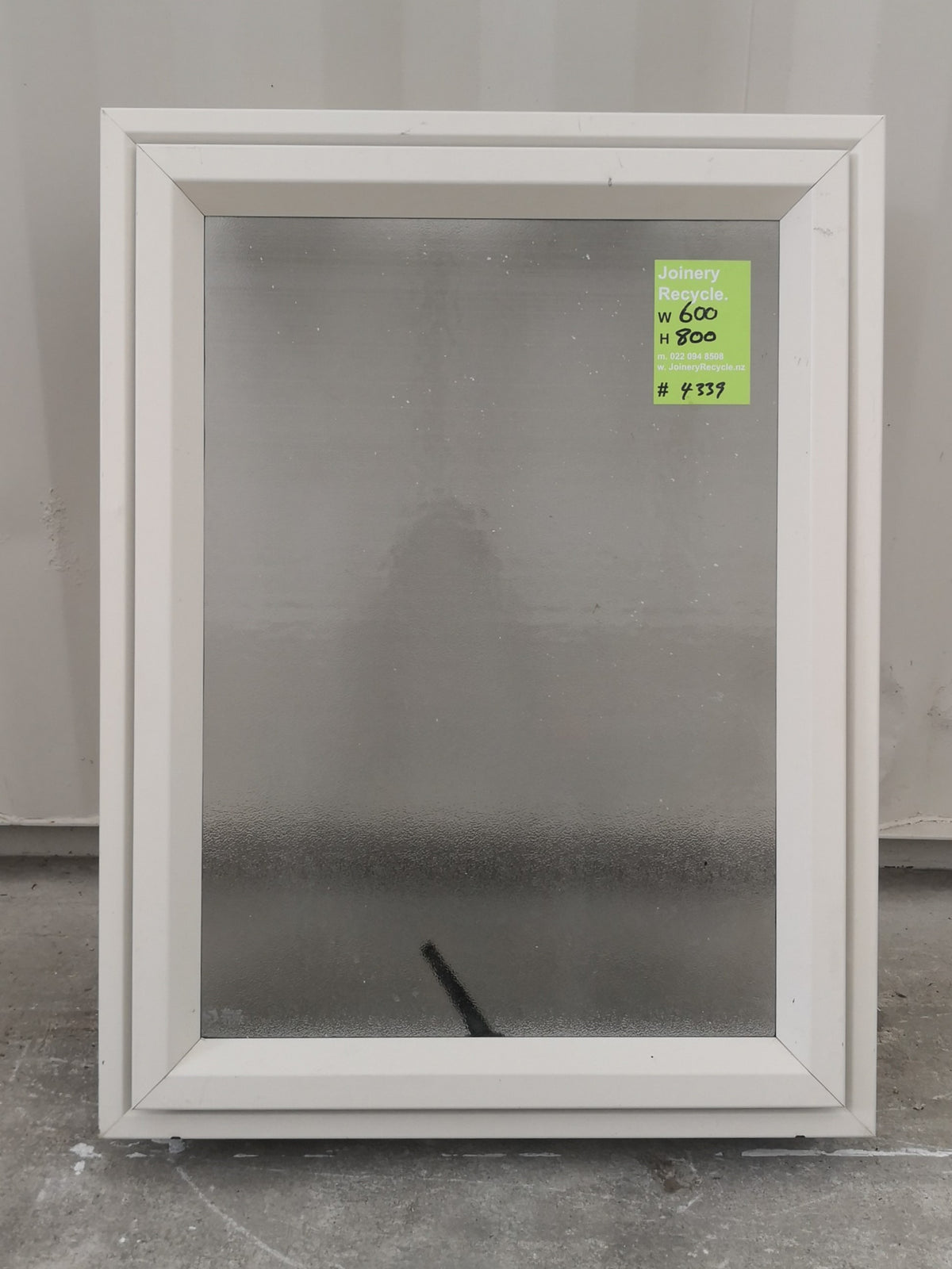 Aluminium Window Off White 600  W  x 800 H [#4339  SF] EXTERIOR SIDE